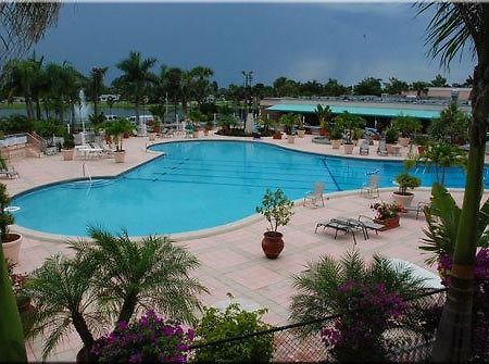 Royal Inn Hotel Loxahatchee エクステリア 写真