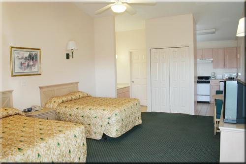 Royal Inn Hotel Loxahatchee エクステリア 写真
